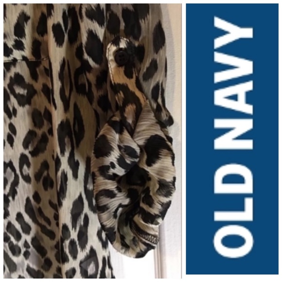 Leopard Print Button Down Blouse - Picture 5 of 5